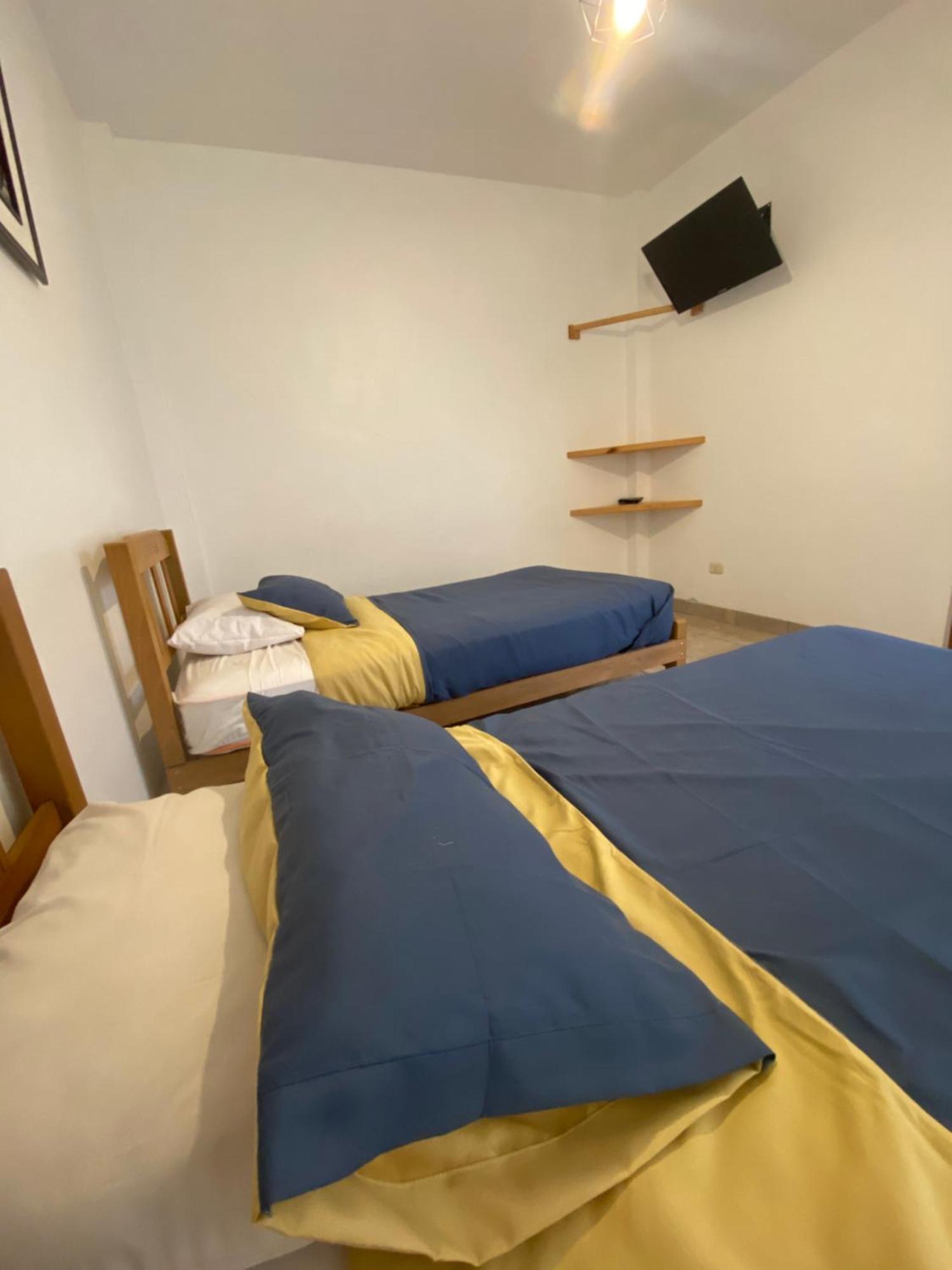 Ravenala Paracas Hostel Bagian luar foto