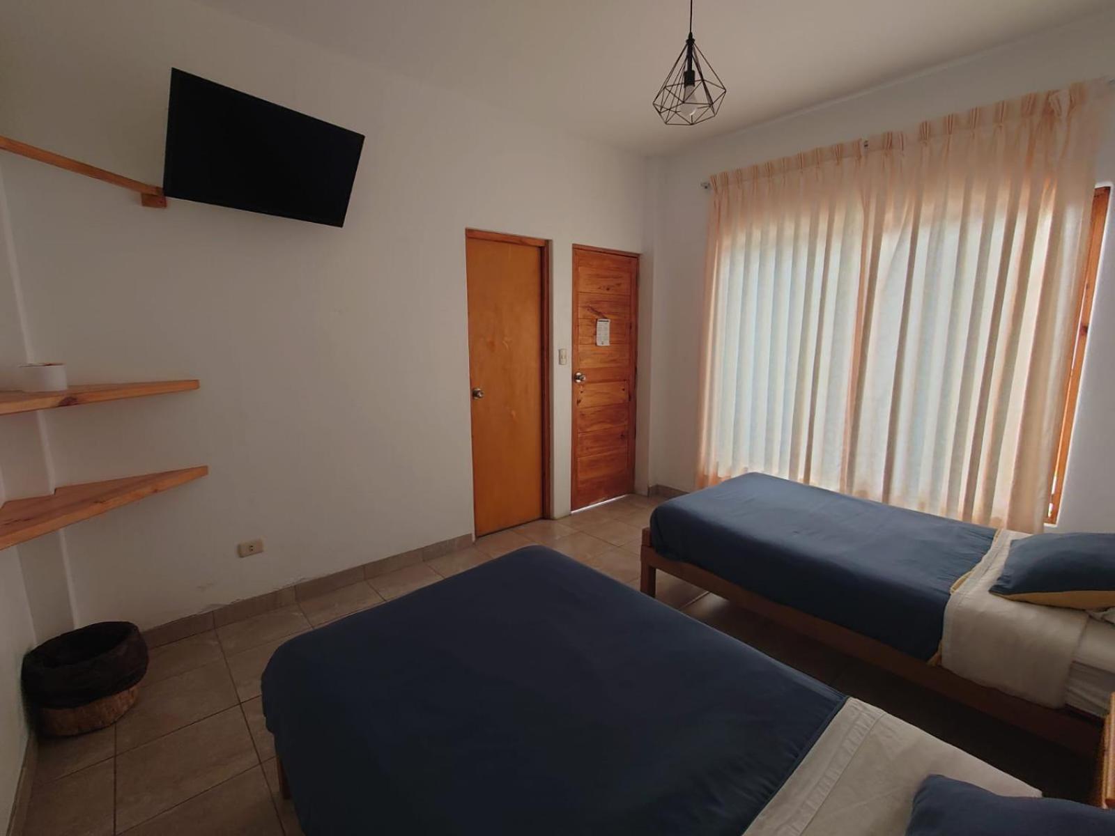 Ravenala Paracas Hostel Bagian luar foto