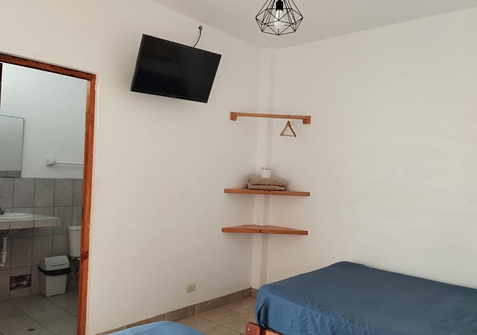 Ravenala Paracas Hostel Bagian luar foto