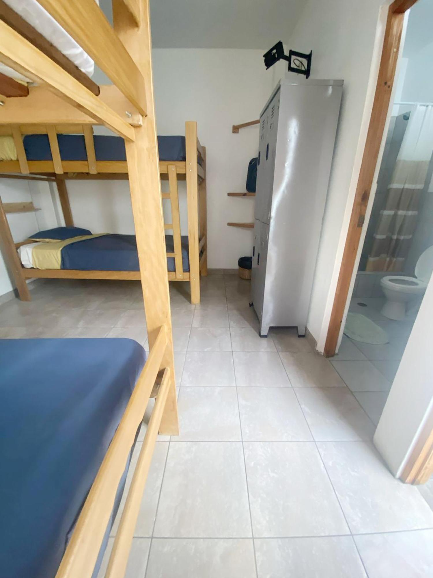 Ravenala Paracas Hostel Bagian luar foto